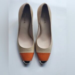 Prada Calzature Donna Two Tone Leather Pumps